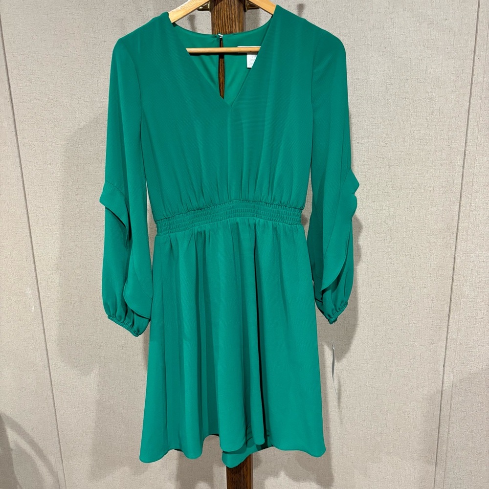 London Times Elegant Green Dress Size Small NWT